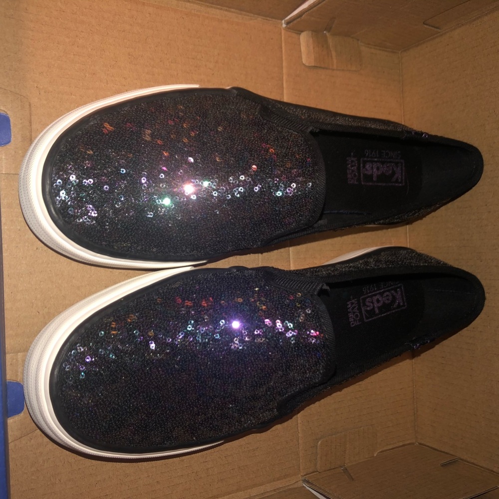 Double decker sequence black Keds